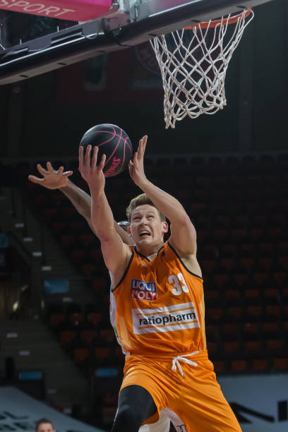 在精神与身 在精神与身